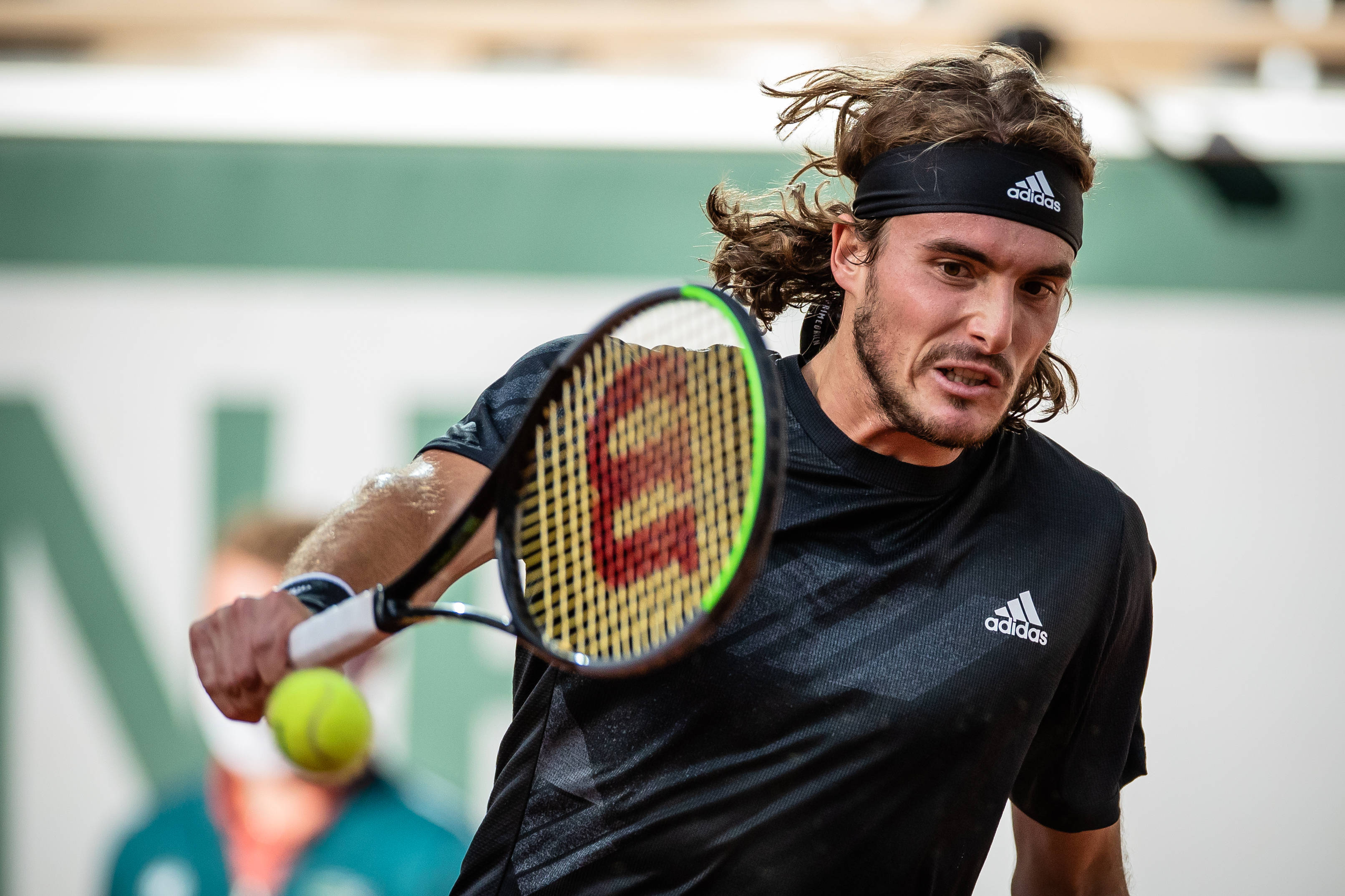 开云sport-世界网球队逆转日本网球队，西西帕斯三分雨点燃全场