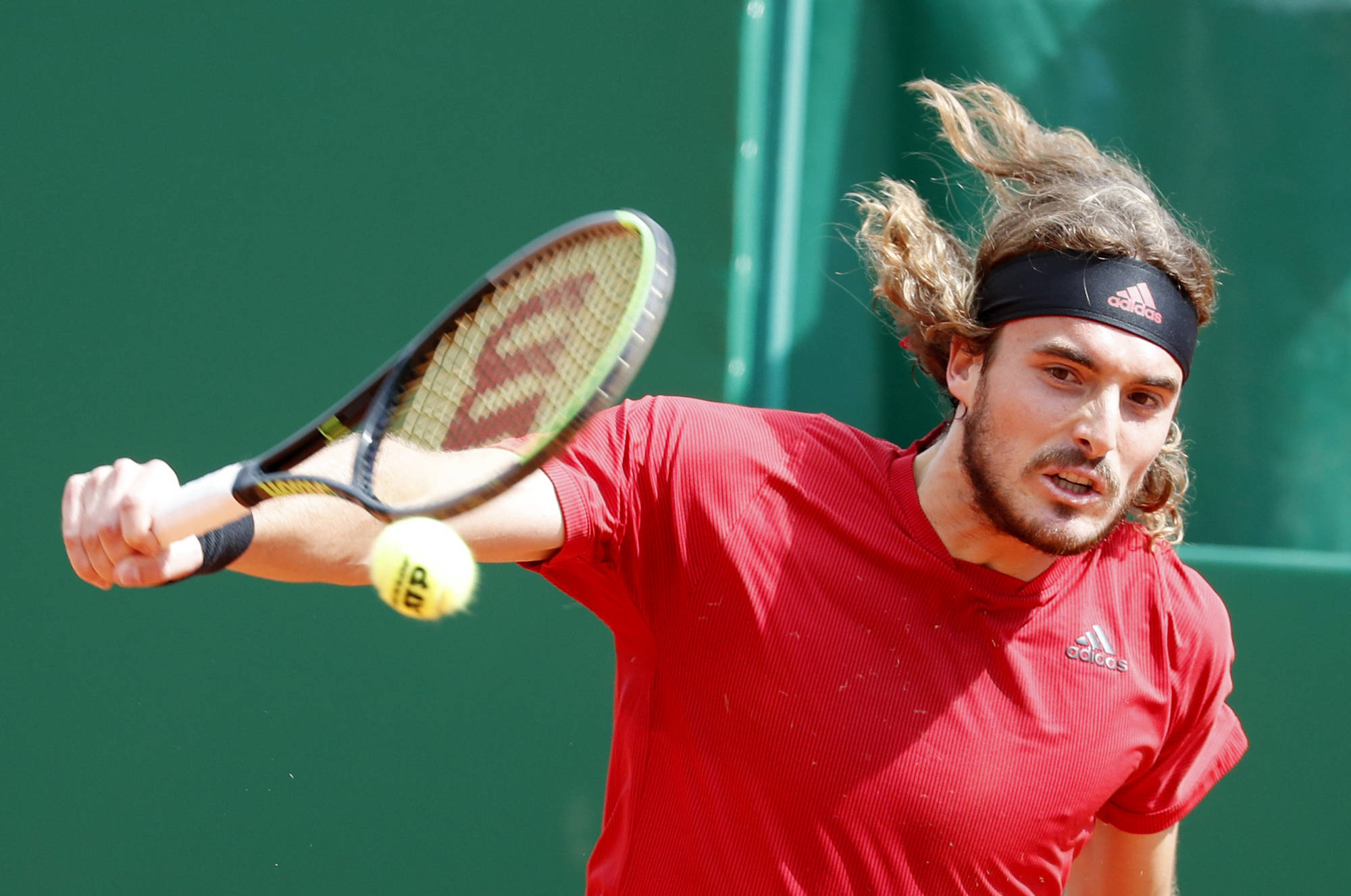 世界网球队逆转日本网球队，西西帕斯三分雨点燃全场