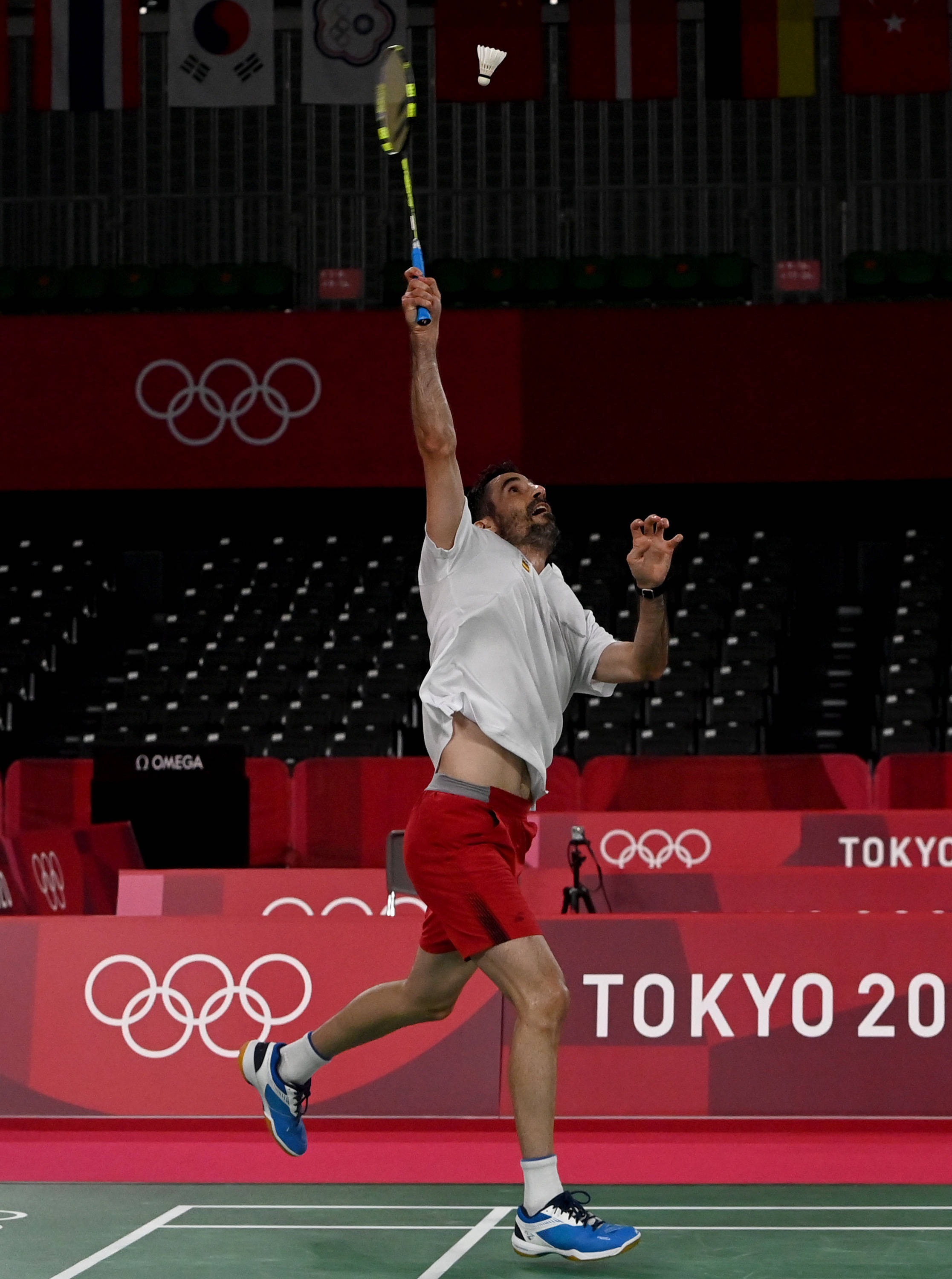 关于日本羽毛球队爆冷丹麦羽毛球队，谌龙关键制胜的信息