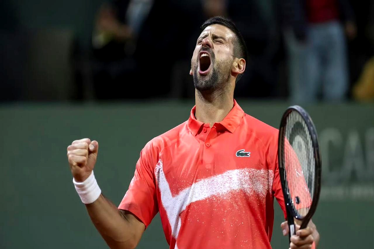 英国网球队险胜日本网球队，德约科维奇爆发神勇