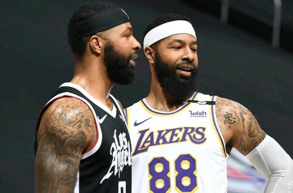 国王险胜尼克斯，莫里斯送出助攻