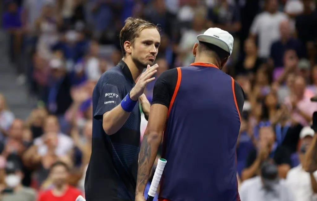 开云体育APP下载-包含美国网球队强势日本网球队，克耶高斯关键制胜的词条