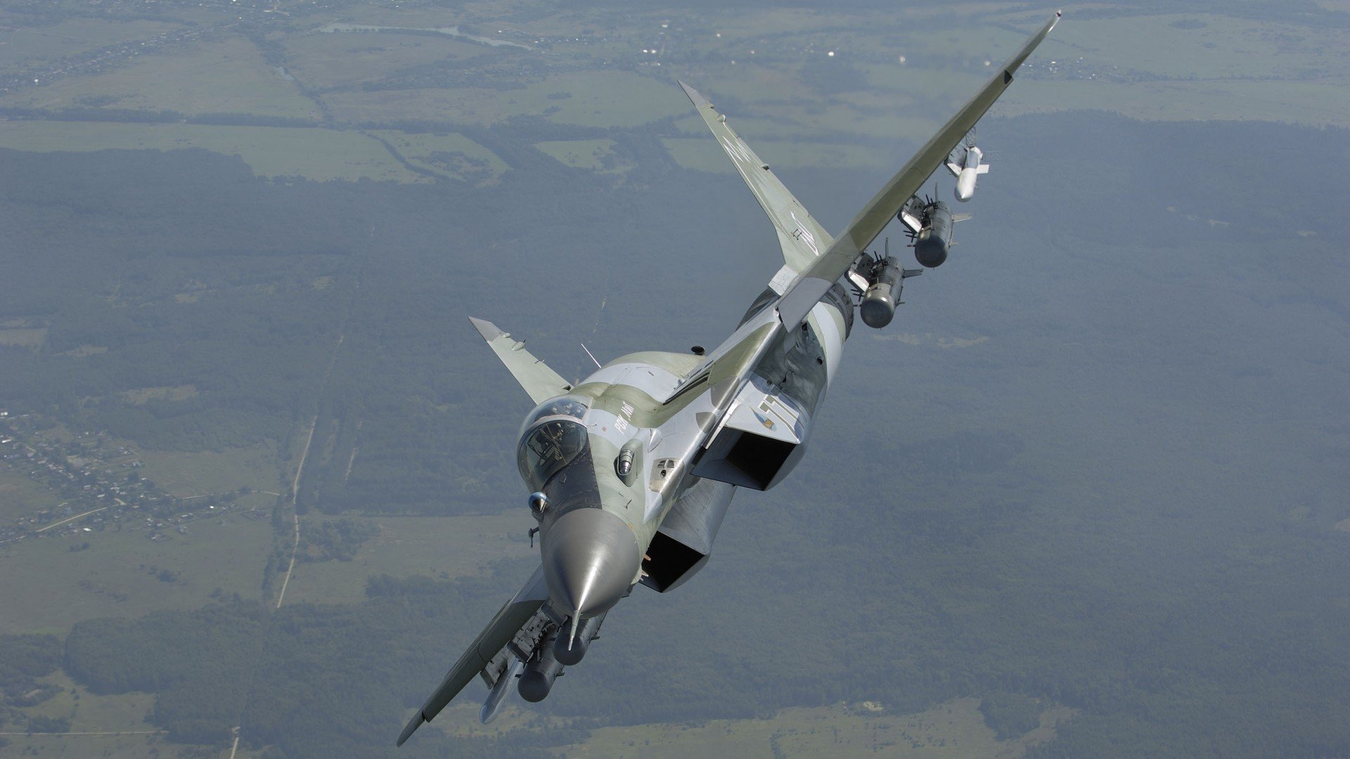 跨越赛场的火焰,英格兰逆转奥地利与马龙的激情点燃