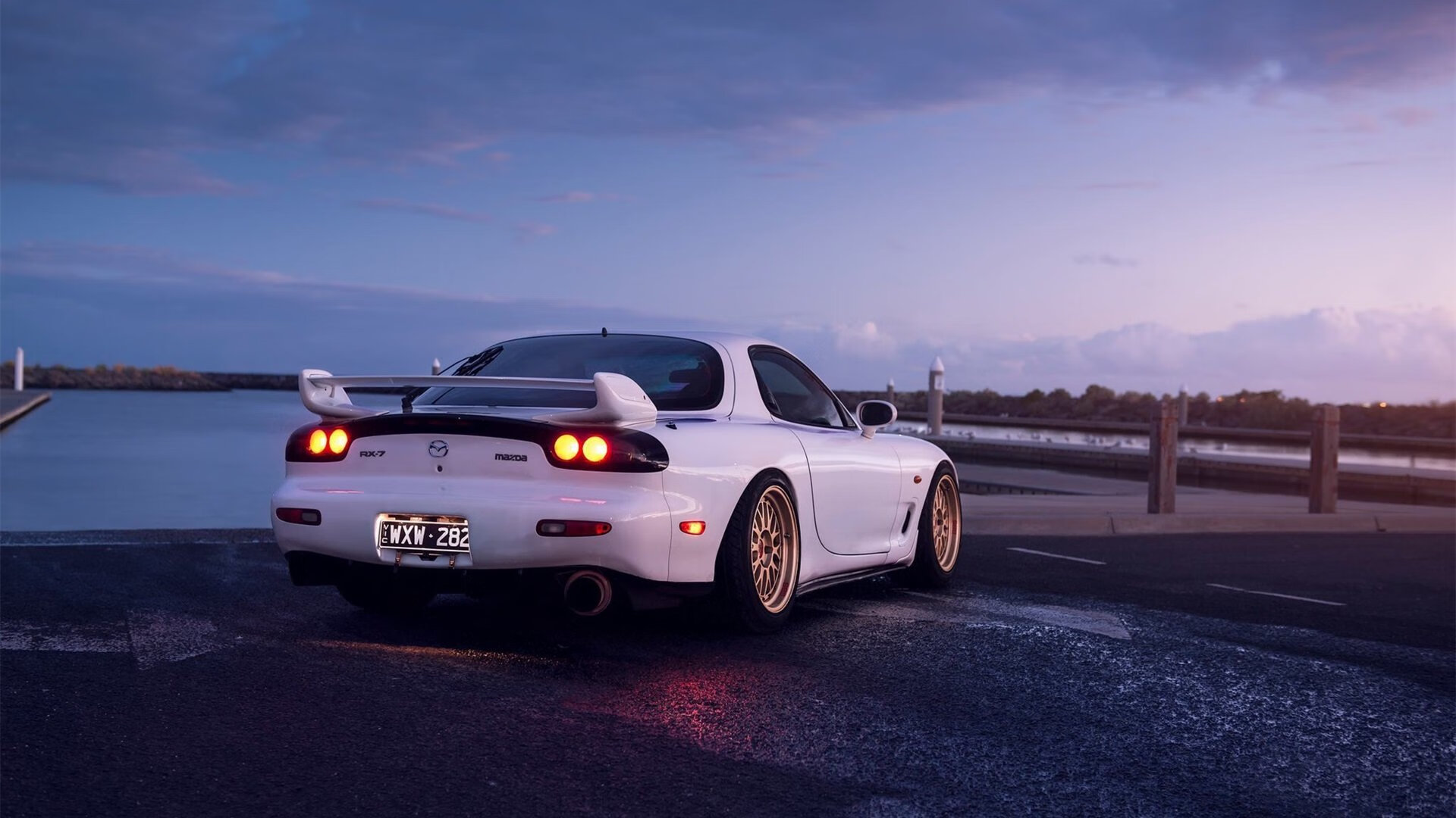 跨界之王,欧冠半决赛之夜,字母哥的篮球式高光征服绿茵场