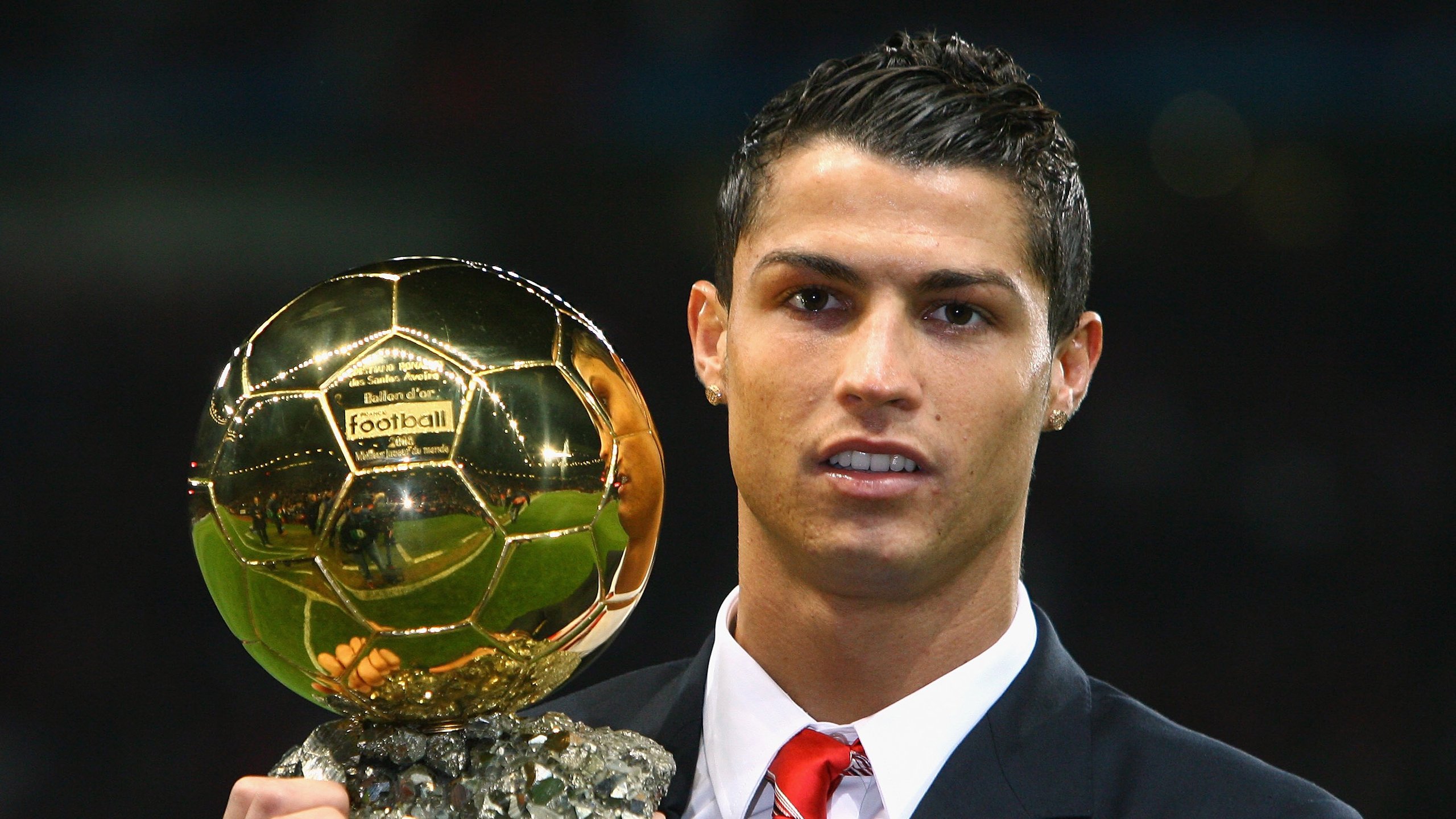 开云体育APP下载-绝境重生！乌克兰小将激活神秘条款，拉什福德稳定输出摧毁皇社